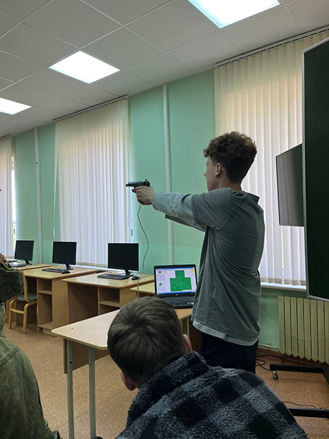 Студенты факультета в военно-патриотическом слете