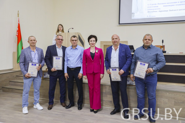 Работники ООО "Фундамент-строй"